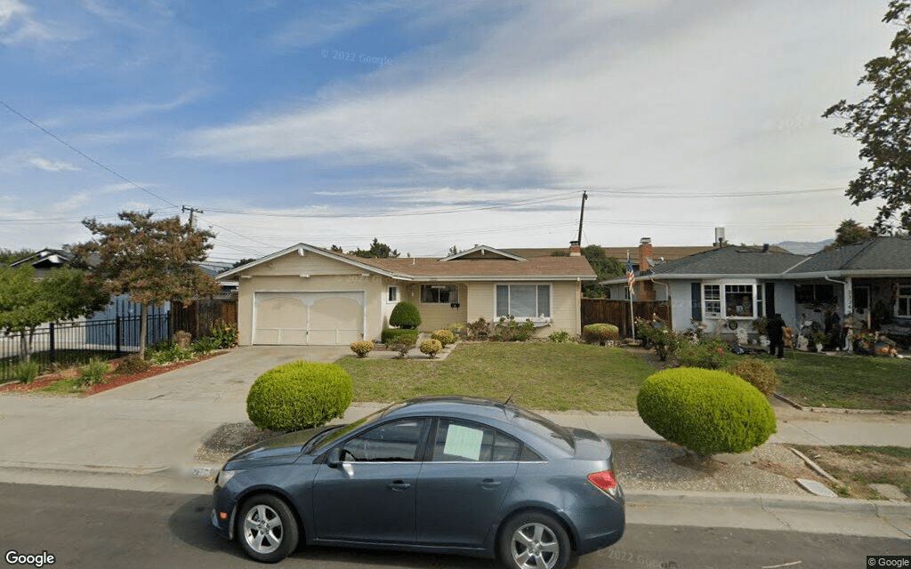 Single-family home in San Jose sells for $900,000
