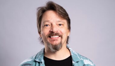 Joe Klocek confronts the moments that made him and the past he once shut away in Sacramento ‘In a Nutshell’ event • Sacramento News & Review