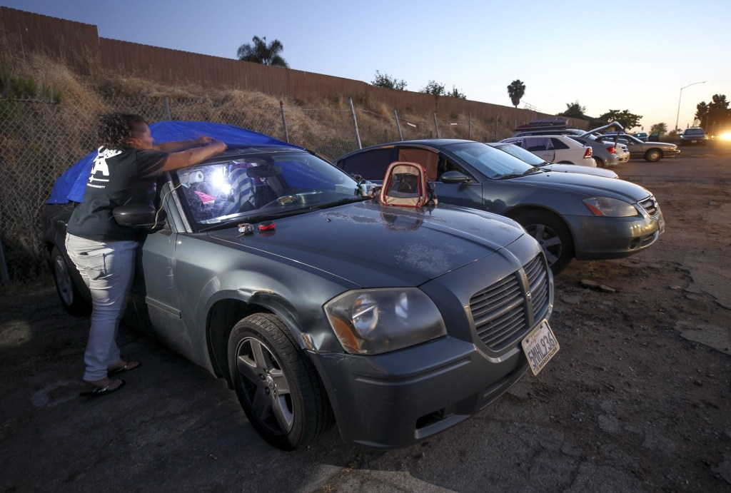 Encinitas will explore other options for replacing overnight parking lot program – San Diego Union-Tribune