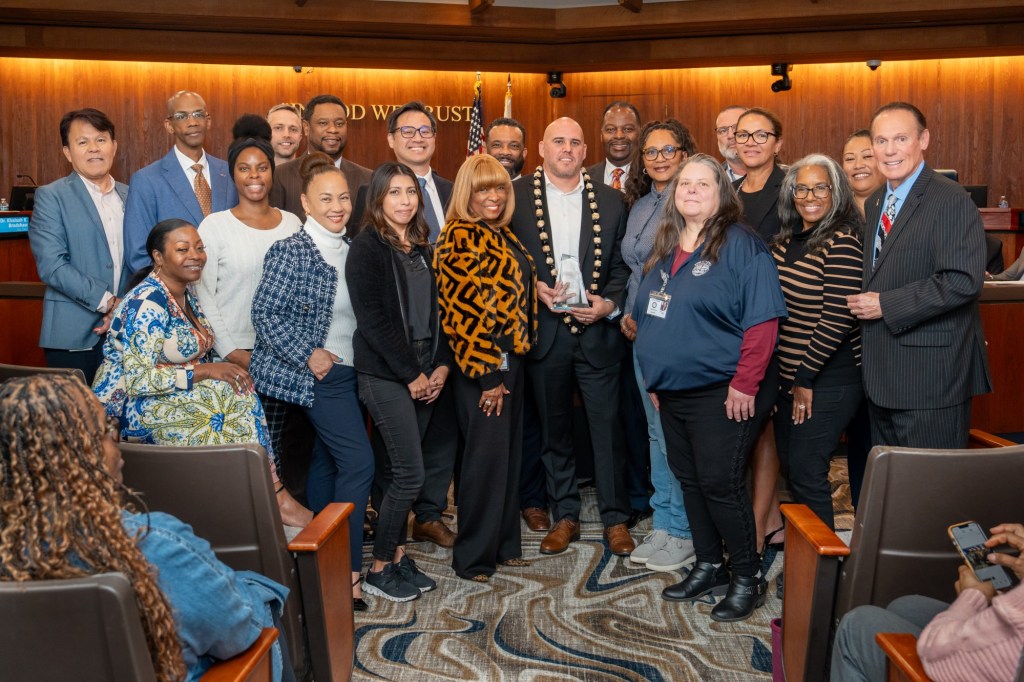 Carson public works superintendent honored as ‘top leader’ in SoCal – Daily Breeze