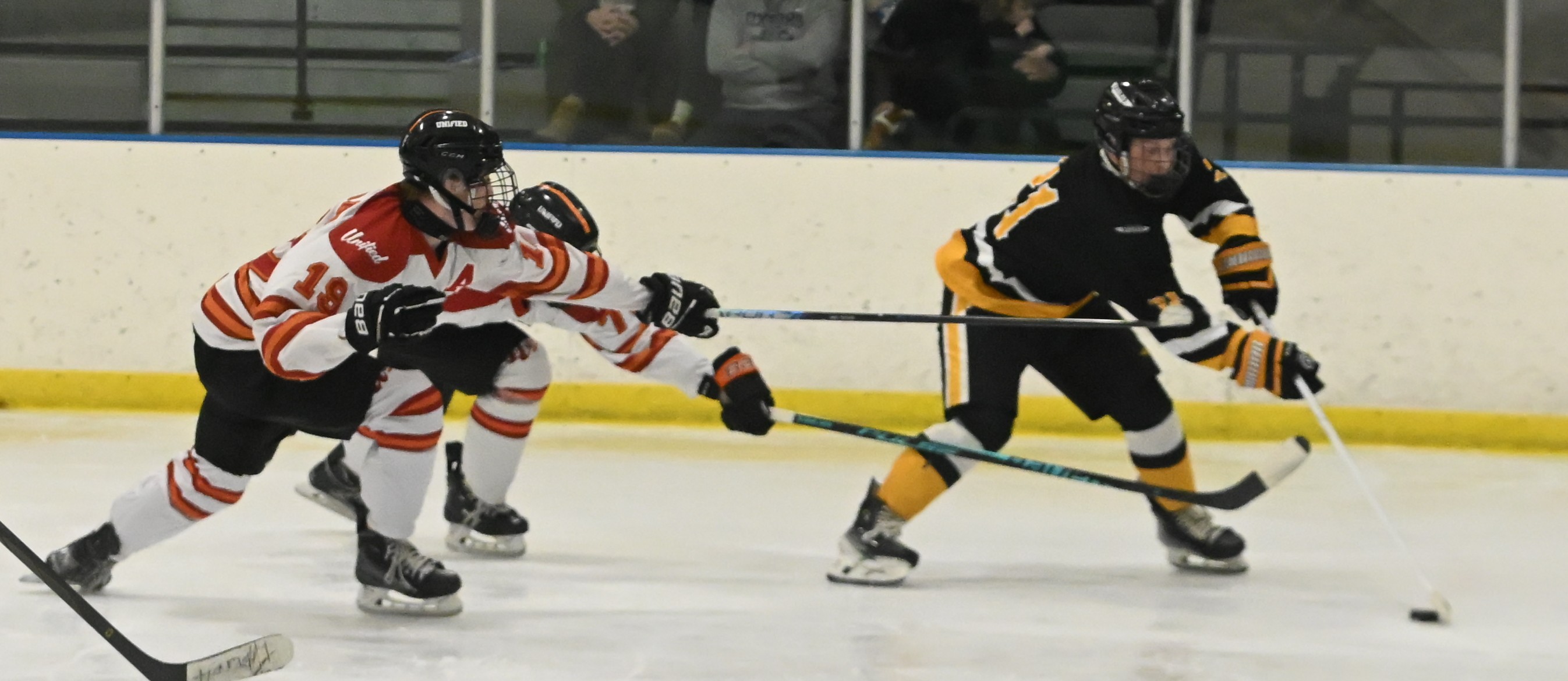 Utica-Fraser United and Oxford-North Oakland United faced off Tuesday in...