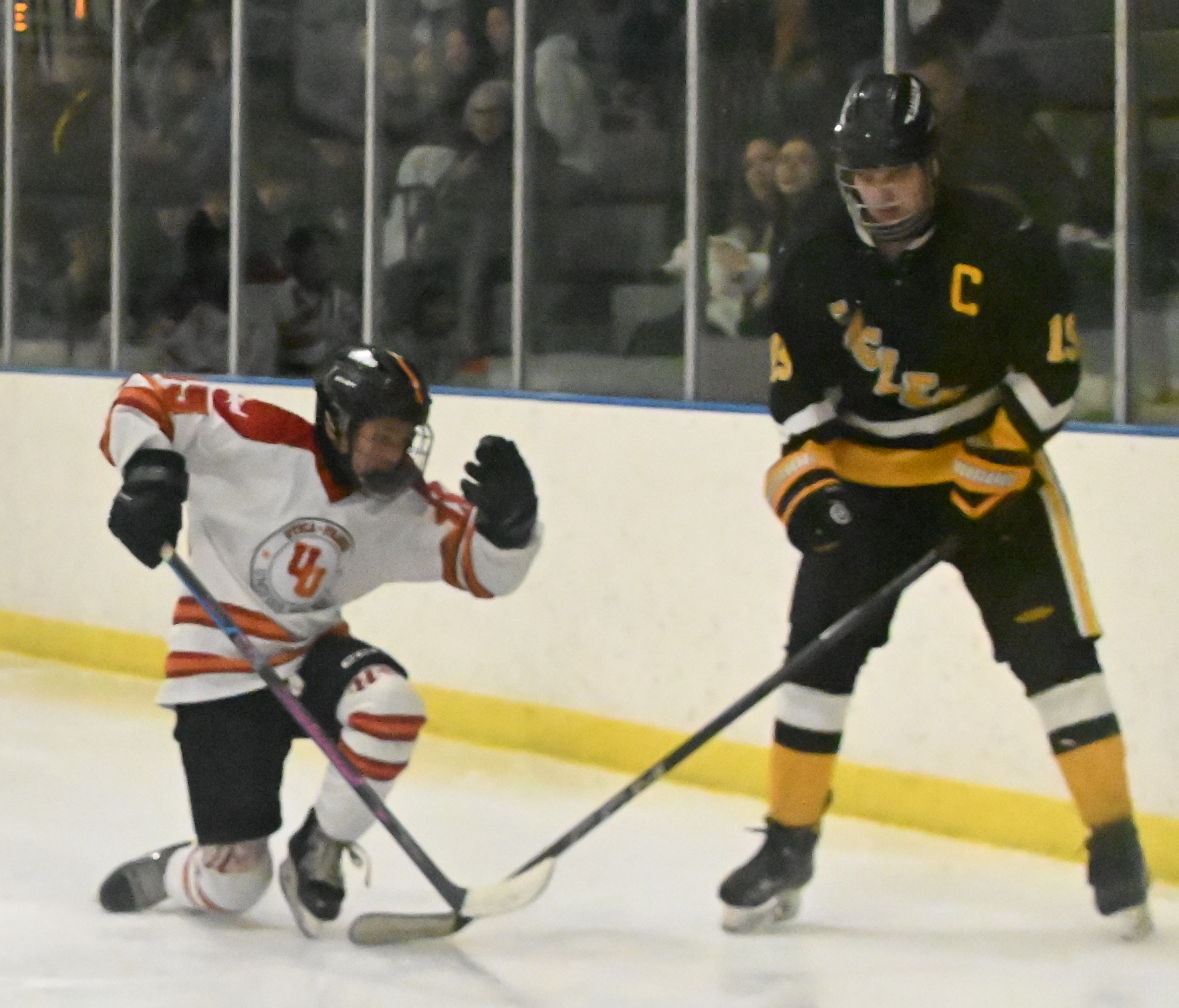 Utica-Fraser United and Oxford-North Oakland United faced off Tuesday in...