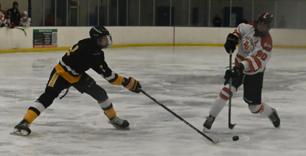 Utica-Fraser United takes advantage of new life, skates past North Oakland – Macomb Daily