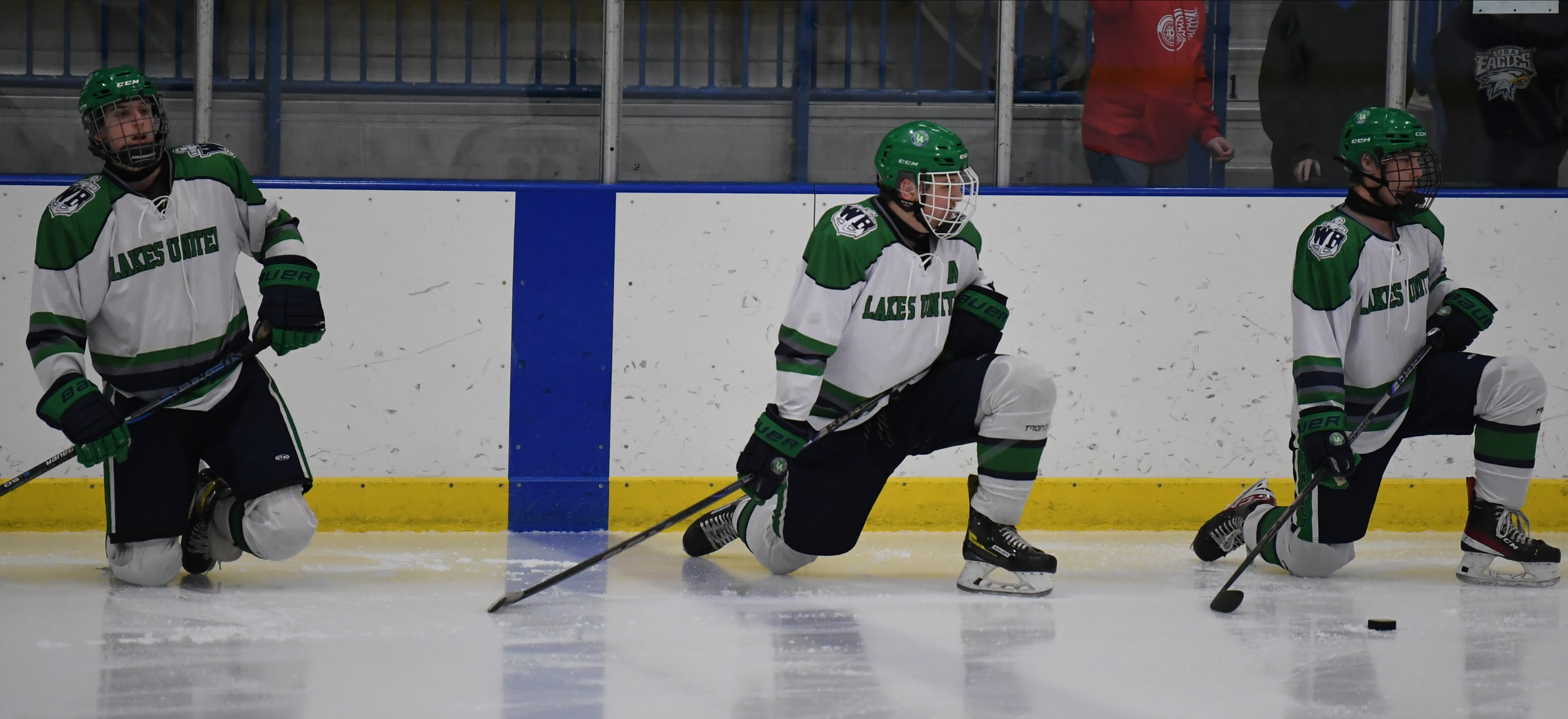 Lakes United defeated Walled Lake United 3-1 in the game...
