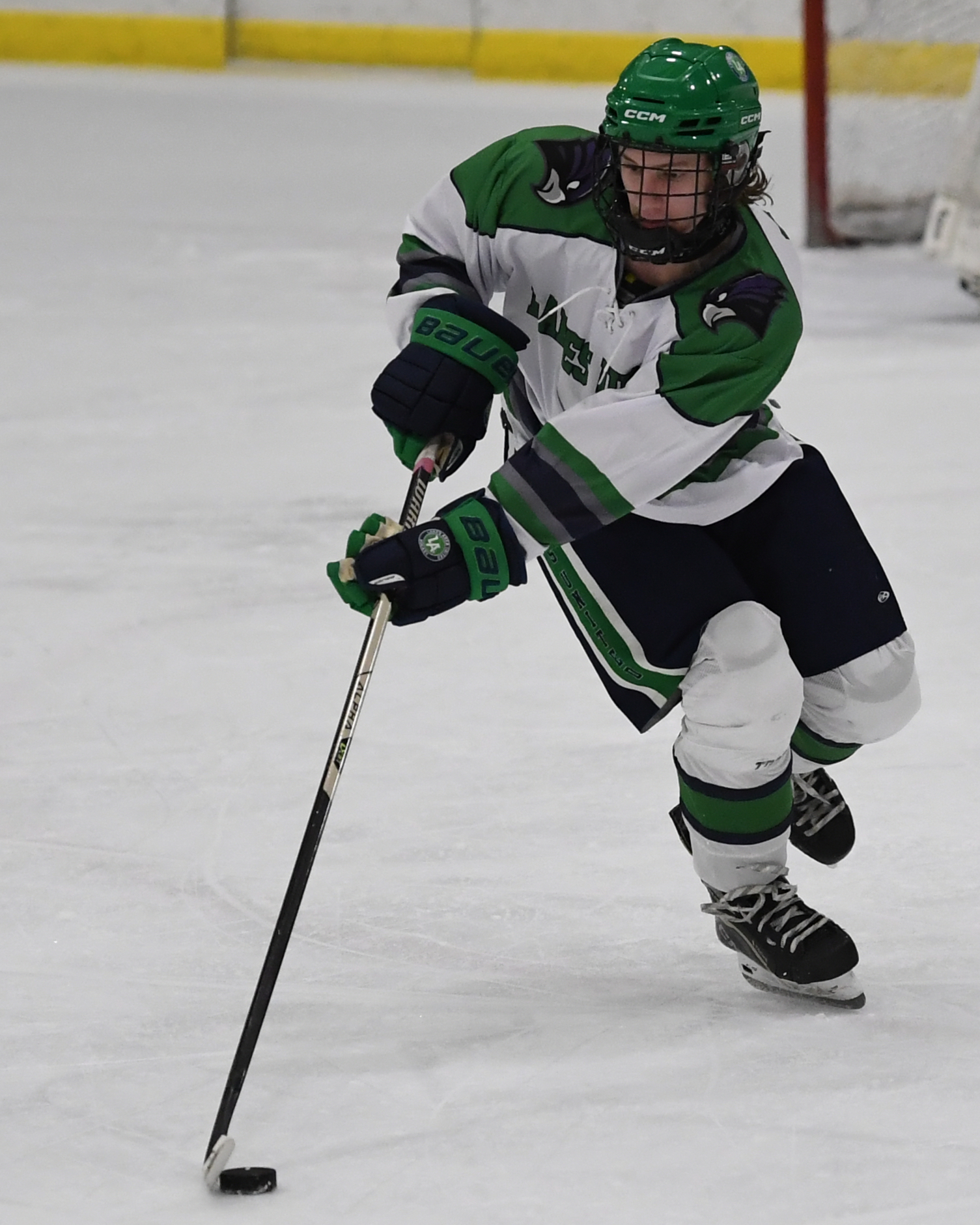 Lakes United defeated Walled Lake United 3-1 in the game...