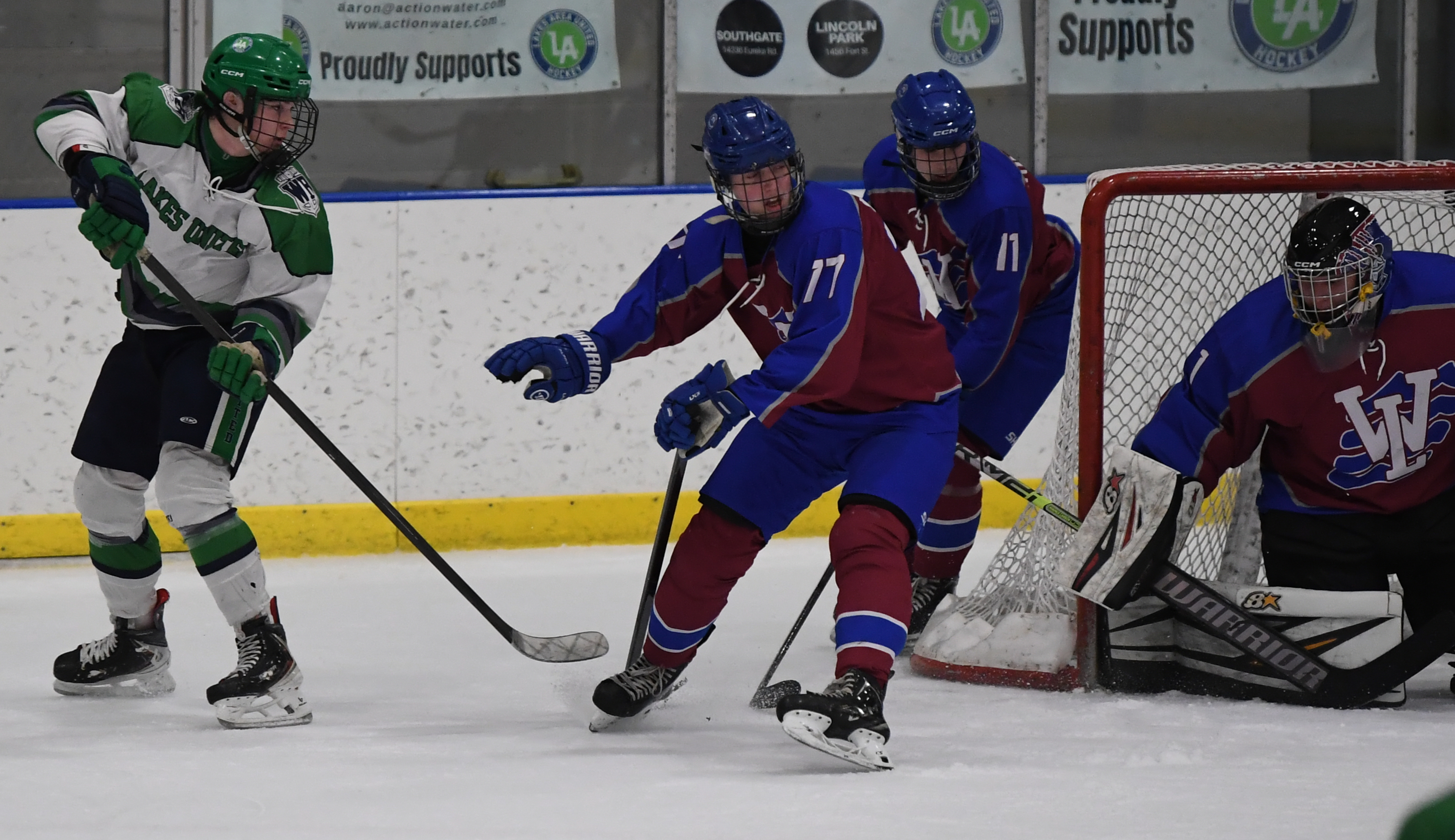 Lakes United defeated Walled Lake United 3-1 in the game...