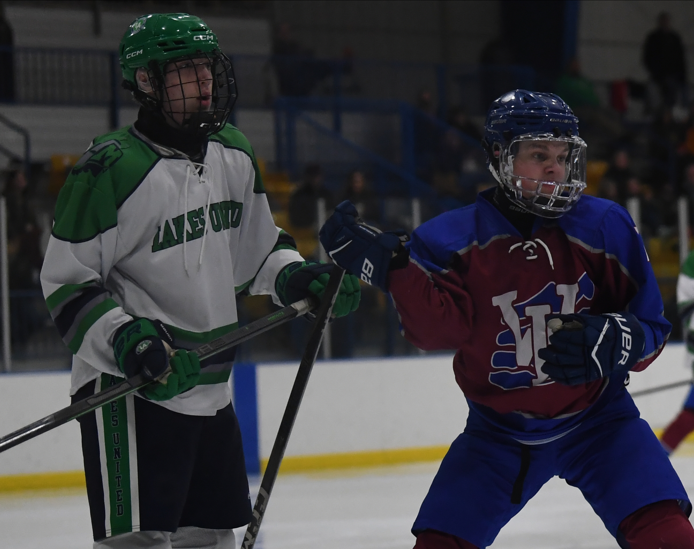 Lakes United defeated Walled Lake United 3-1 in the game...