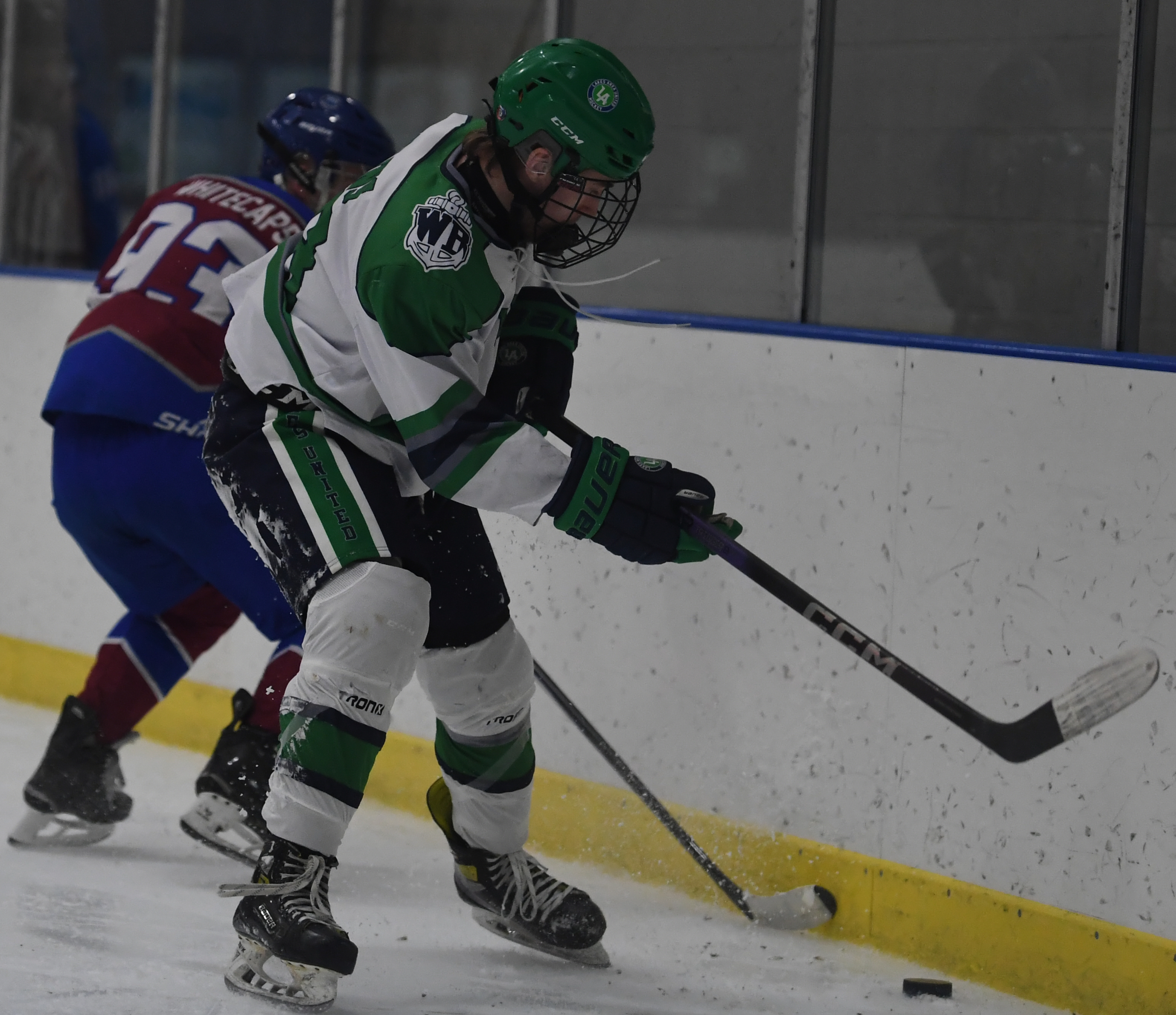 Lakes United defeated Walled Lake United 3-1 in the game...