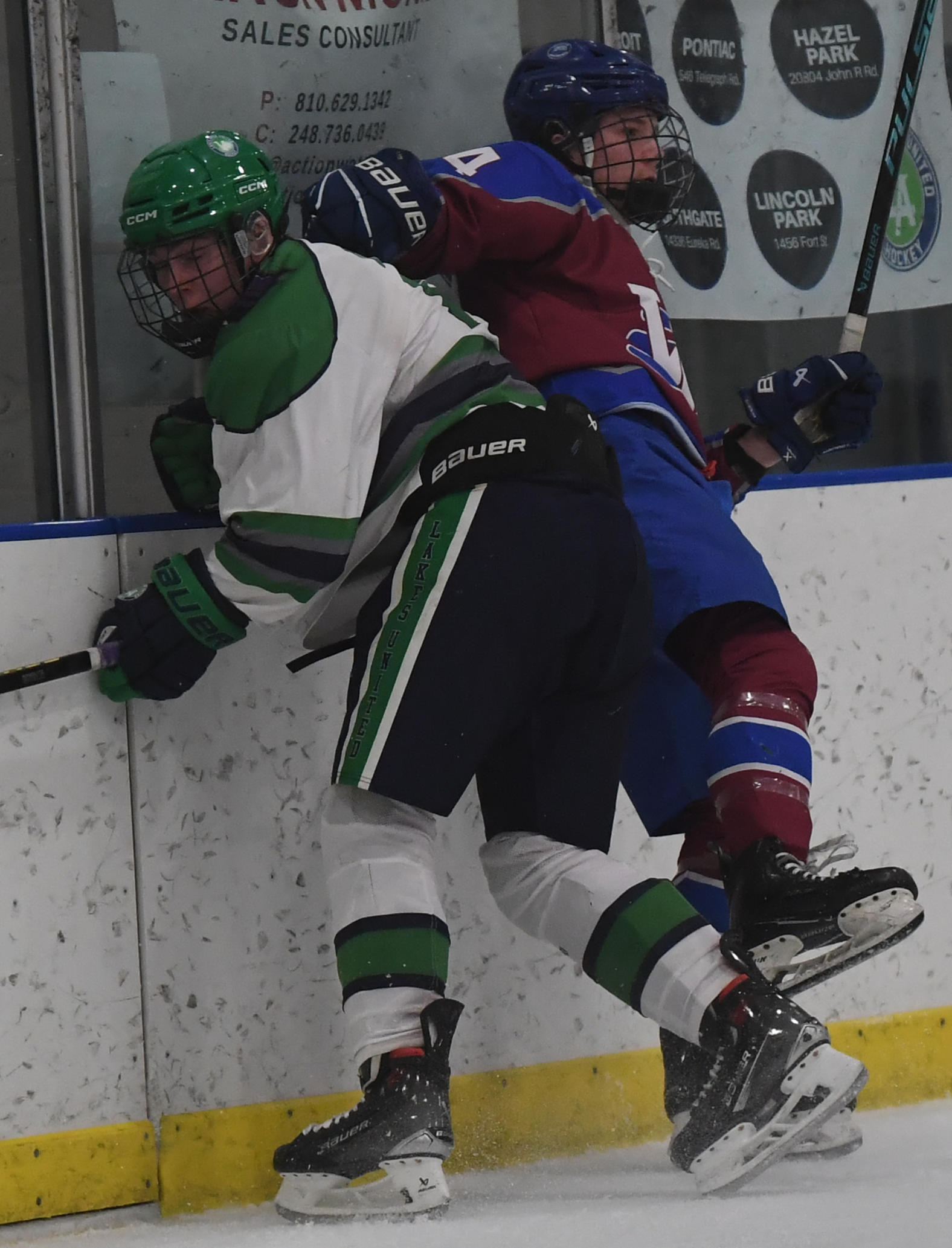 Lakes United defeated Walled Lake United 3-1 in the game...