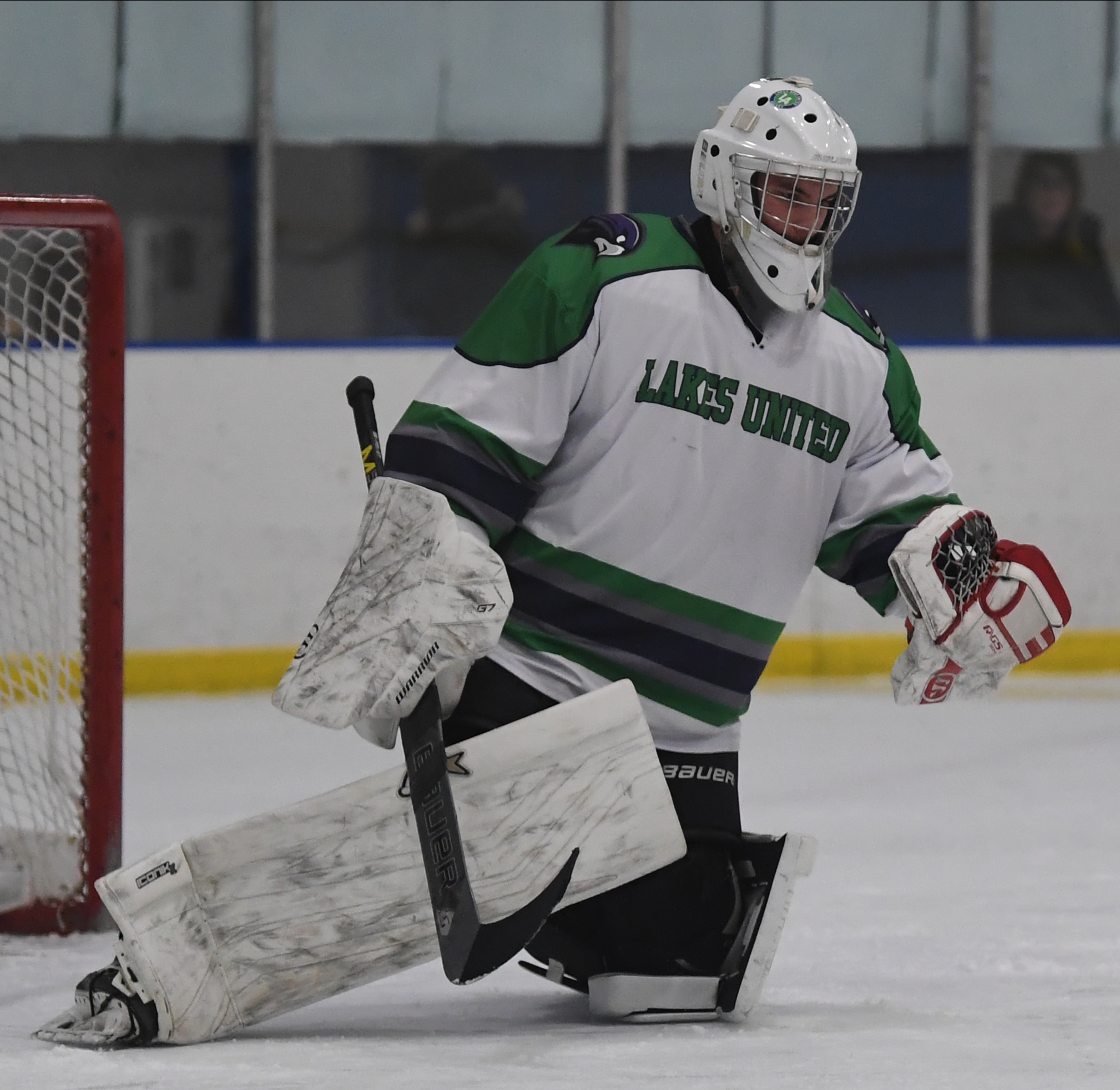 Lakes United defeated Walled Lake United 3-1 in the game...