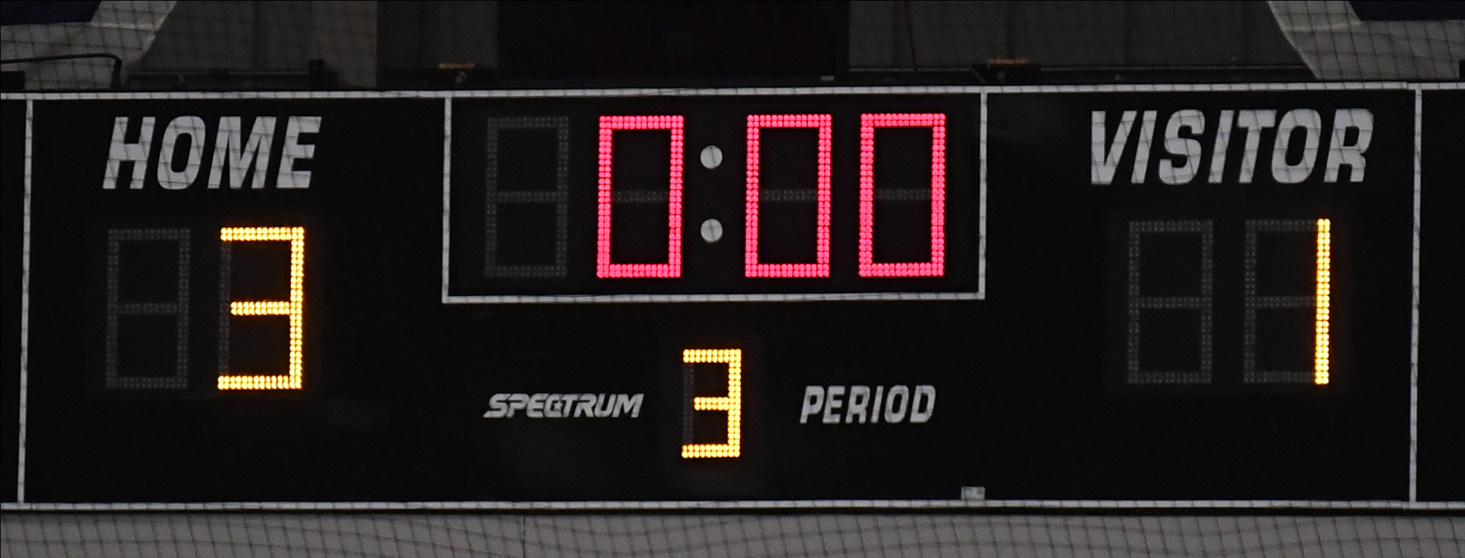 Lakes United defeated Walled Lake United 3-1 in the game...