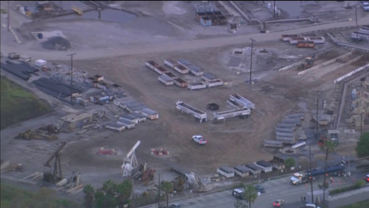 Firefighters respond to hazmat spill near port of LA – NBC Los Angeles