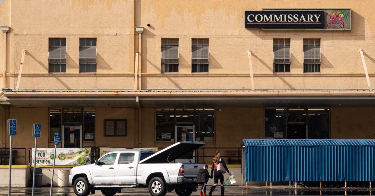 Silicon Valley low-cost grocer for military families stays open
