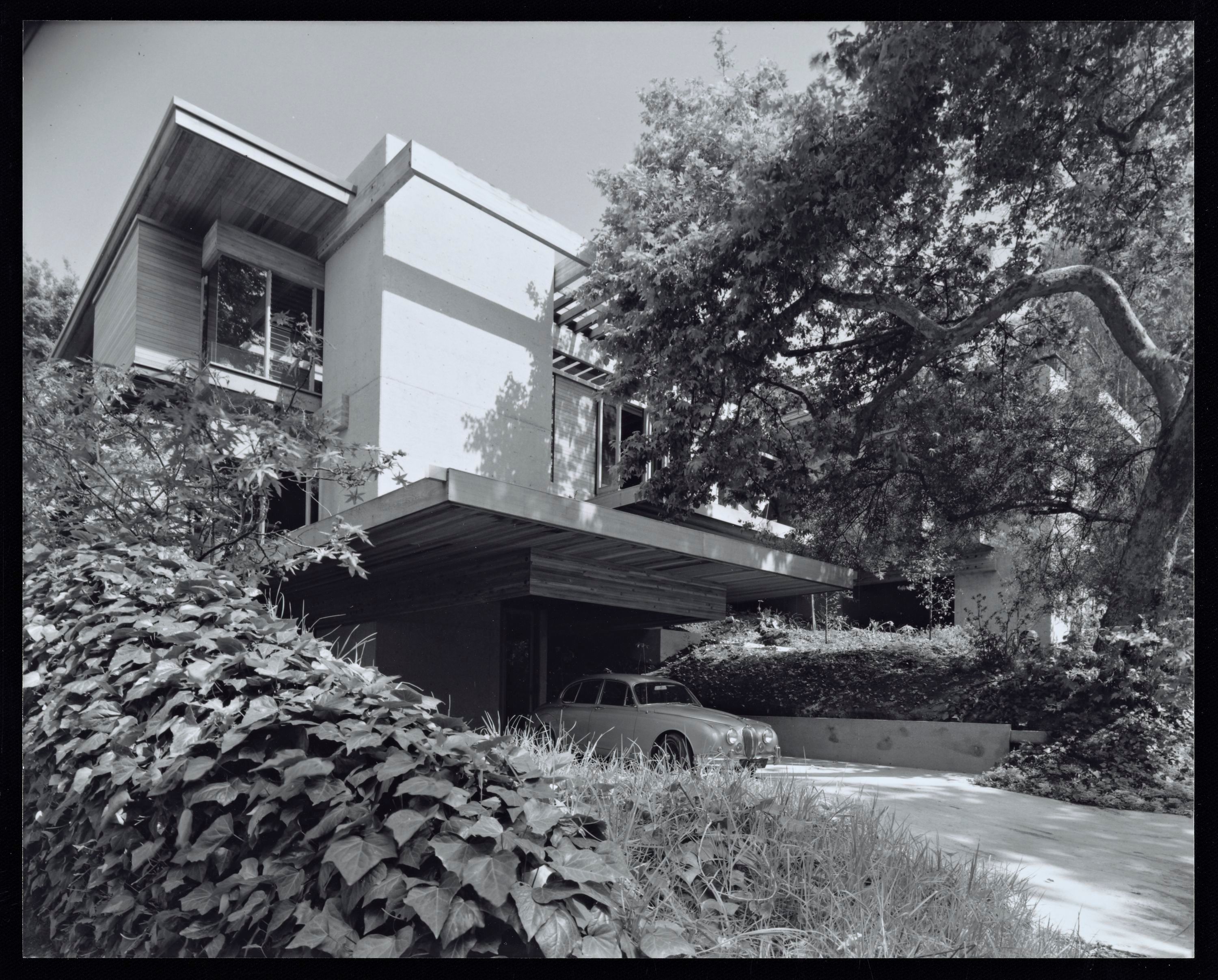 Julius Shulman's images of the Kappe House, taken shortly after completion in the late 1960s