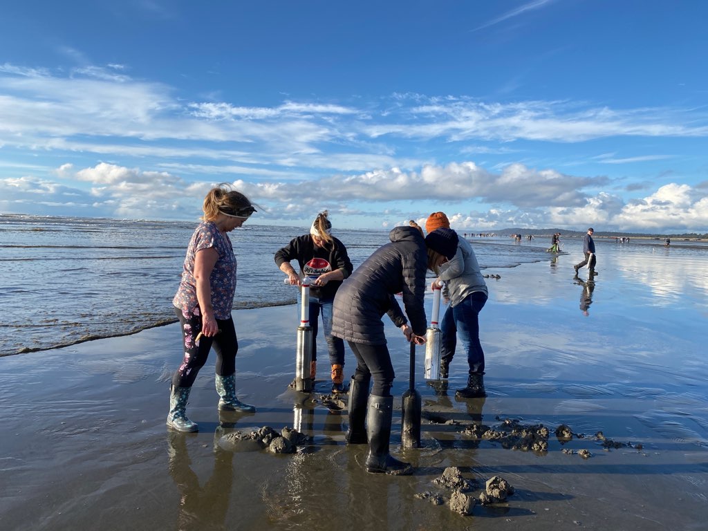 WDFW Approves Six Days of Coastal Razor Clam Digs Beginning February 14