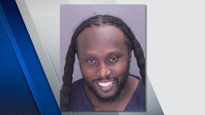 Flint man accused of robbing bank near Oakland County mall enters no contest plea