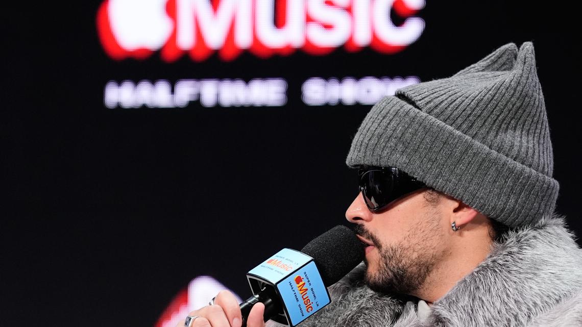 Bad Bunny look-alike contest in San Francisco draws hundreds of fans