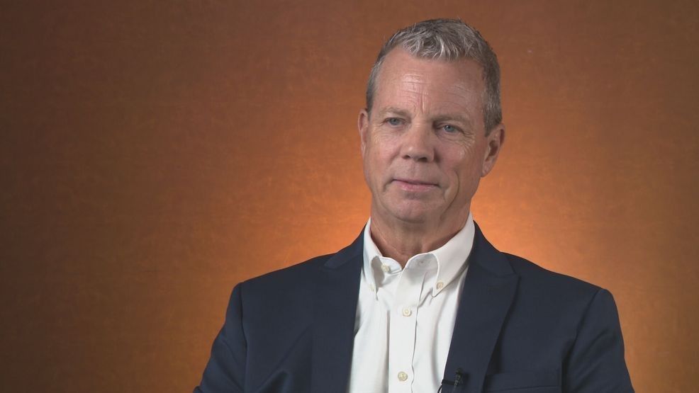 {p}Former Bakersfield City Councilman Chris Parlier describes how he plans to improve district two if elected to the Kern County Board of Supervisors. (KBAK/KBFX){/p}