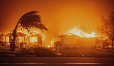 California announces investigation into delayed evacuation orders during LA-area wildfire