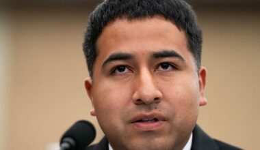 Judge dismisses California deportation case for Mexican father of 3 U.S. Marines :: WRAL.com