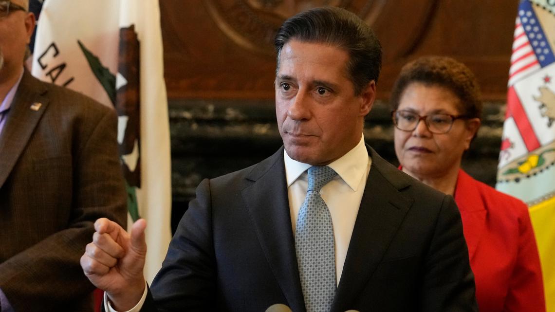 FBI launches search of Los Angeles school district and superintendent's home