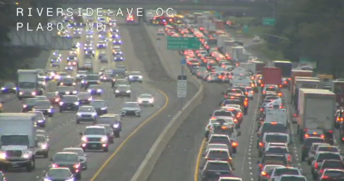 Major crash causes delays on westbound I-80 in Citrus Heights