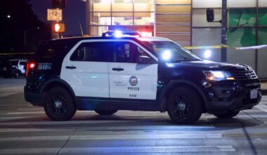 911 outage across Los Angeles as emergency callers forced to text