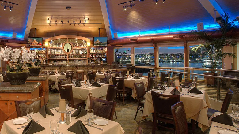 The dining room of Queensview Steakhouse