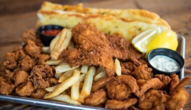 San Pedro Fish Market’s beloved ‘Fish Fridays’ are happening through Easter – NBC Los Angeles