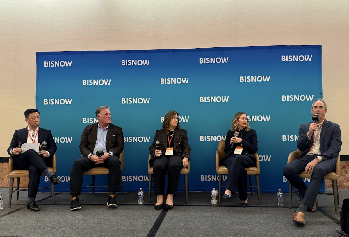 Los Angeles CEOs Resigned To Elevated Rates For 2026