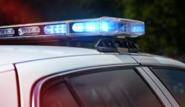 1 dead in North Sacramento rollover crash