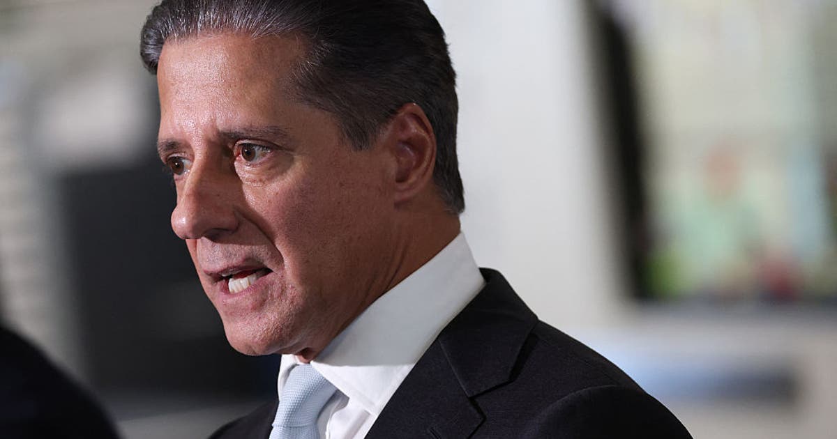 LAUSD to send 3,200 layoff notices as district faces $877M budget deficit