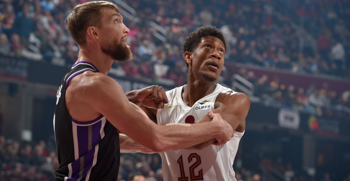 Cavs send De’Andre Hunter to Sacramento for two players