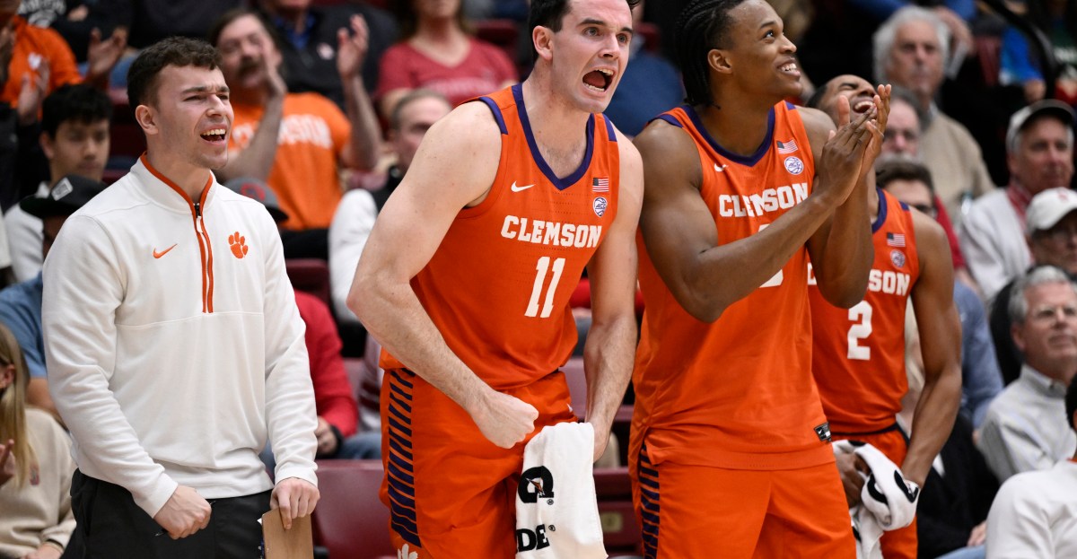 Clemson Smothers California 77-55 | Shakin The Southland