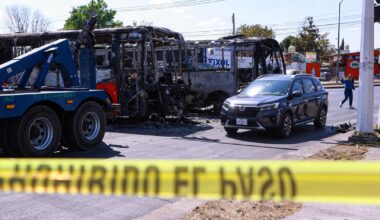 Bay Area travelers stranded in Puerto Vallarta after cartel violence cancels flights