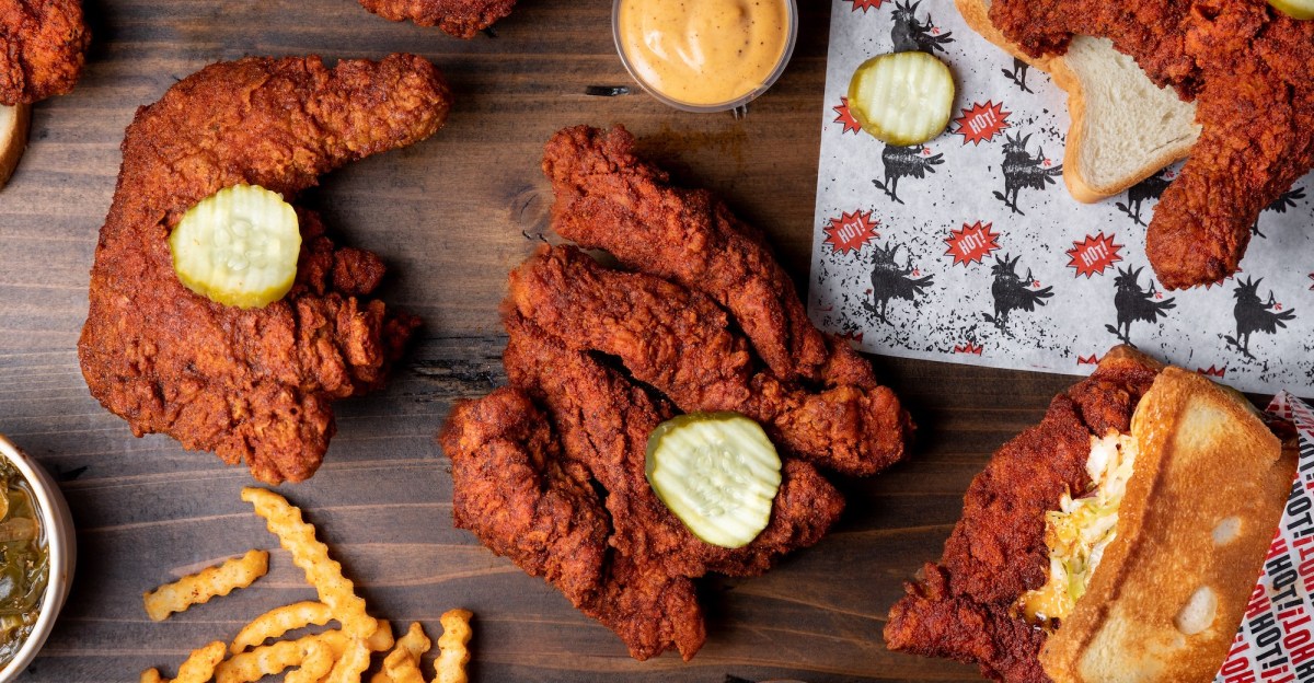 Review: In Los Angeles, Howlin’ Ray’s Still Draws Long Lines and Tears