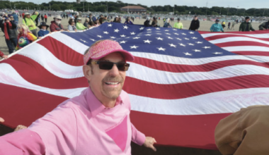 Human Banner at Ocean Beach on January 31 to Protest ICE - San Francisco Bay Times