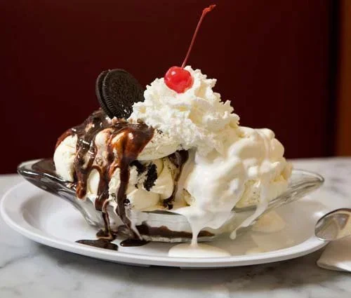 Fentons Creamery Welcomes Guests at Full Capacity, Celebrating the Classic Fentons Experience in Oakland