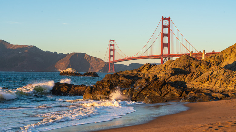 iconic Golden Gate Bridge at sunset