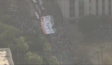 Demonstrators in downtown LA show support protesters in Iran – NBC Los Angeles