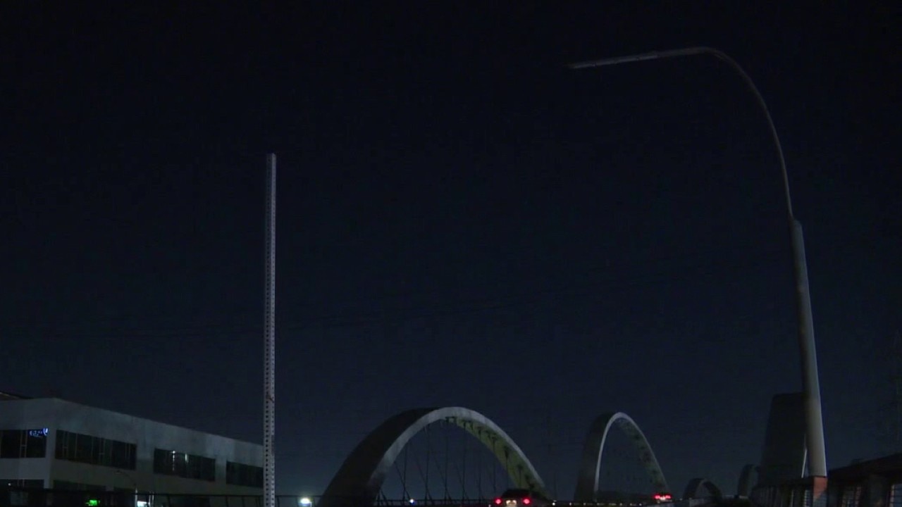 Copper wire theft continues to hit LA streets 