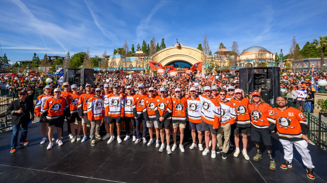 Ducks celebrate annual ‘Anaheim Ducks Day’ at Disneyland