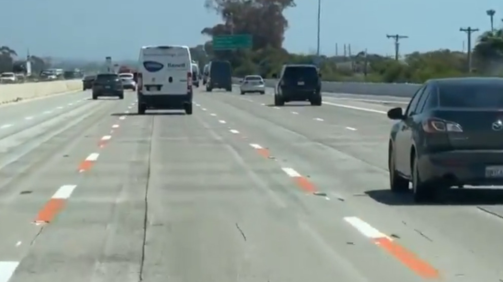 California's Orange Highway Stripes Are Already Changing How You Drive