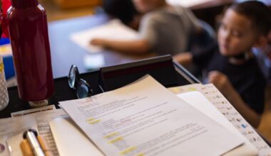 Oakland schools brace for staff layoffs