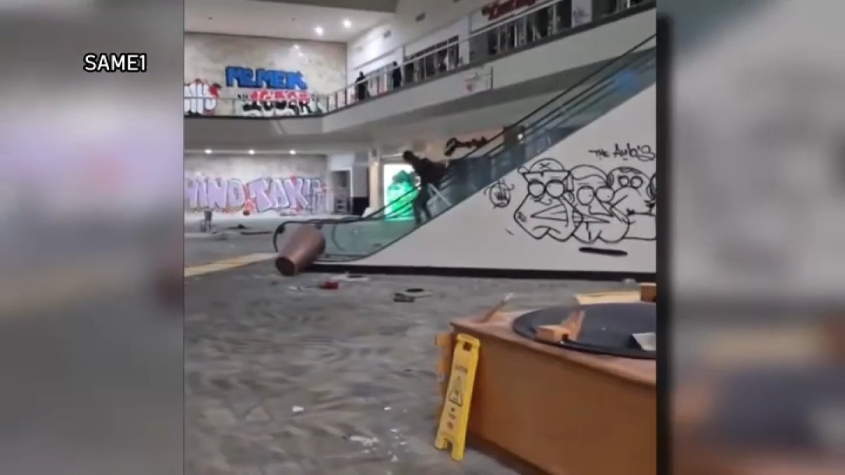 Abandoned Westminster Mall vying for a comeback – NBC Los Angeles