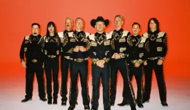 Mariachi El Bronx In-Store Performance & Album Signing