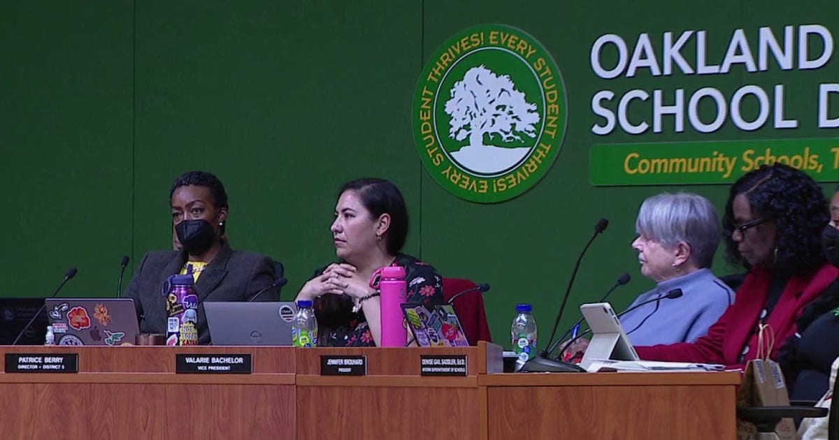 Oakland school board approves 400 layoffs