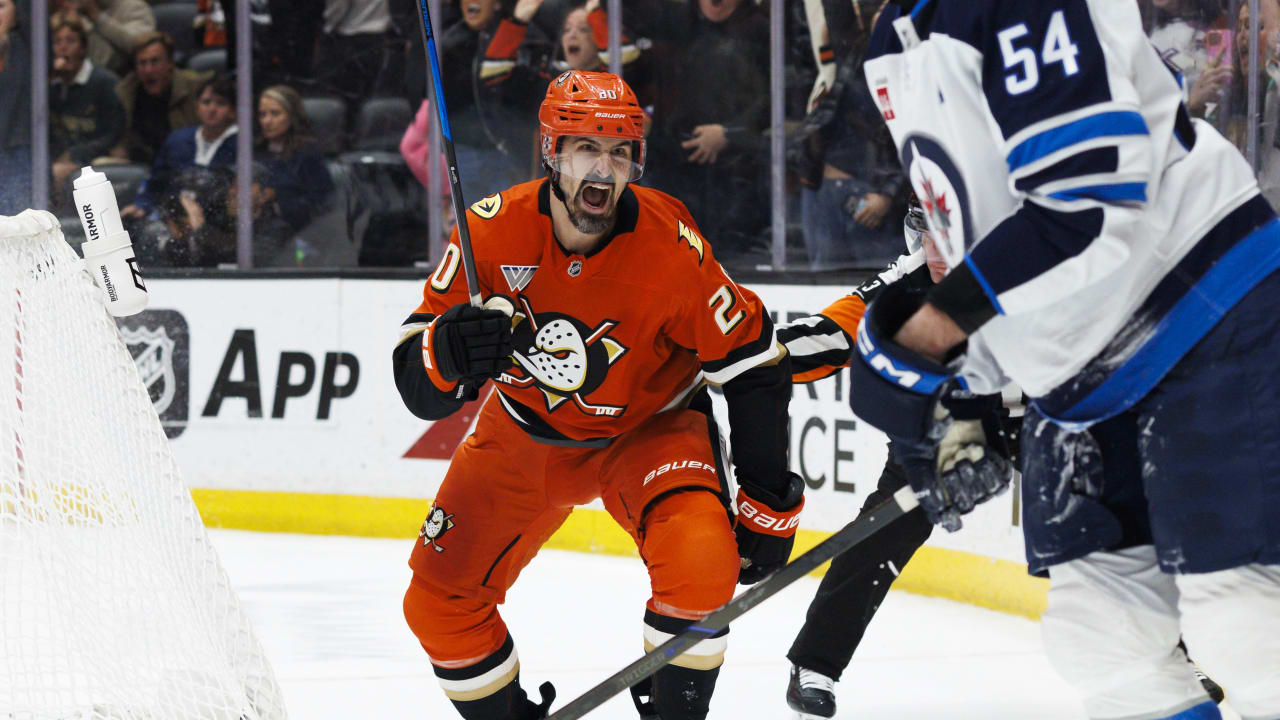 Kreider beats the buzzer with OT winner