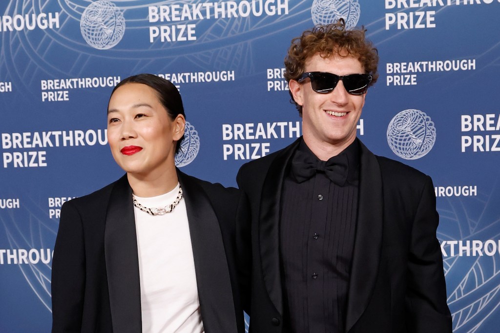 Priscilla Chan and Mark Zuckerberg attend the 2025 Breakthrough Prize Ceremony.