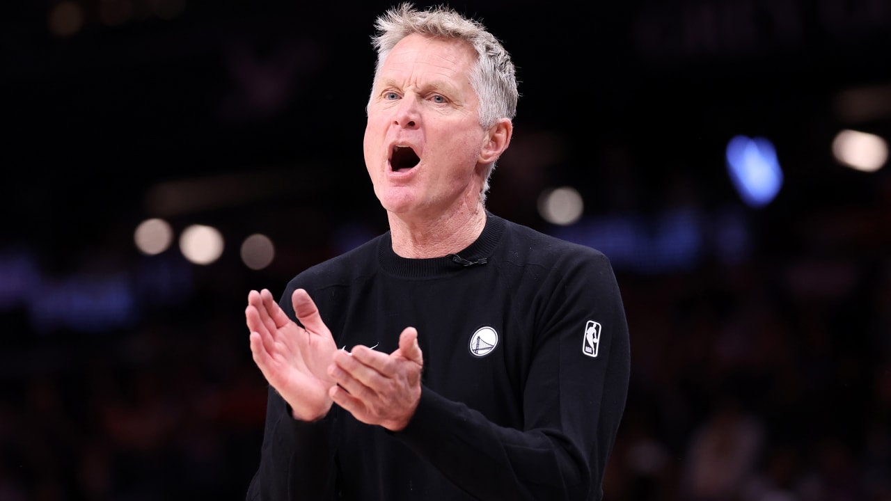 Steve Kerr cheering on Celebrini in 2026 Winter Olympics 